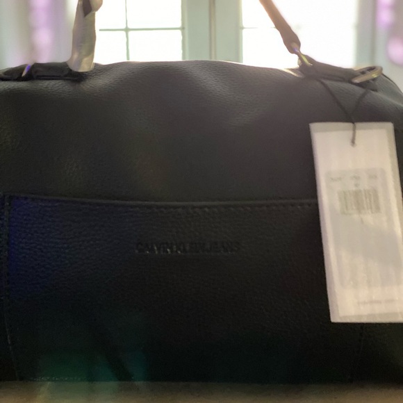 Gorgeous Black Leather CK Bag - Picture 13 of 16